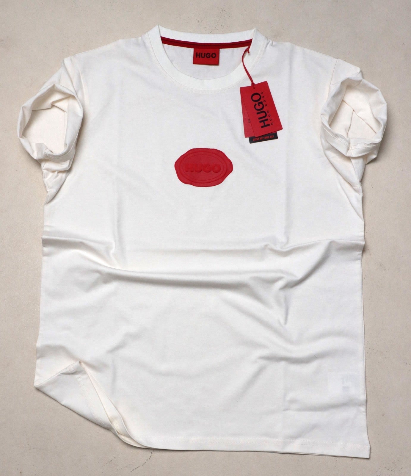 PLAYERA HUGO